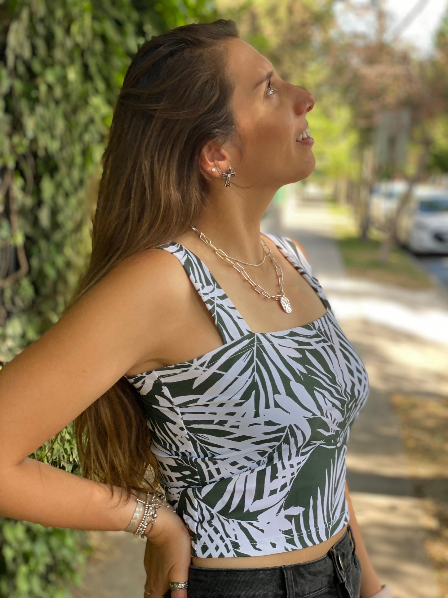 CROP TOP CUADRADO VERDE.