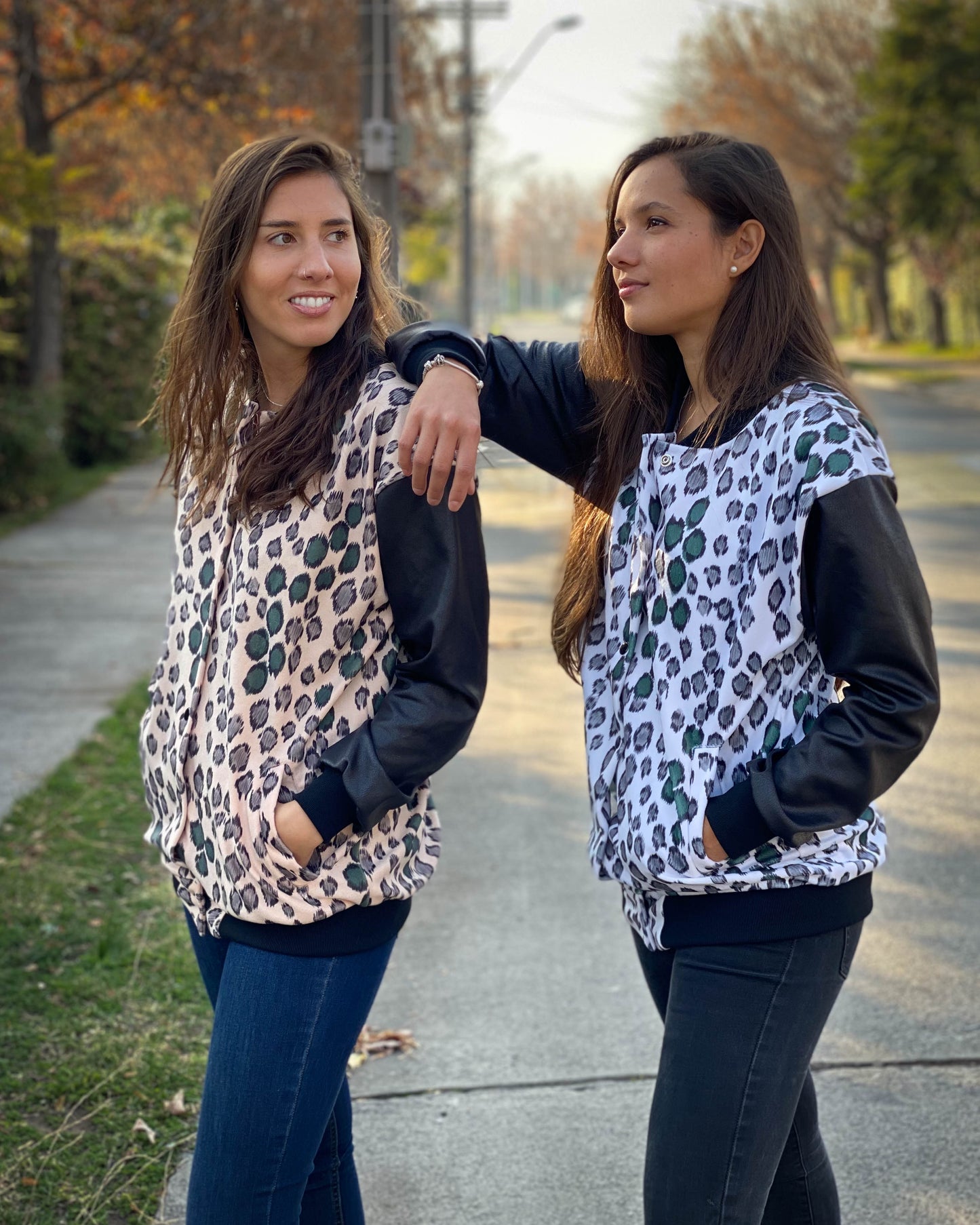 BOMBER PRINT ROSE LARGA.