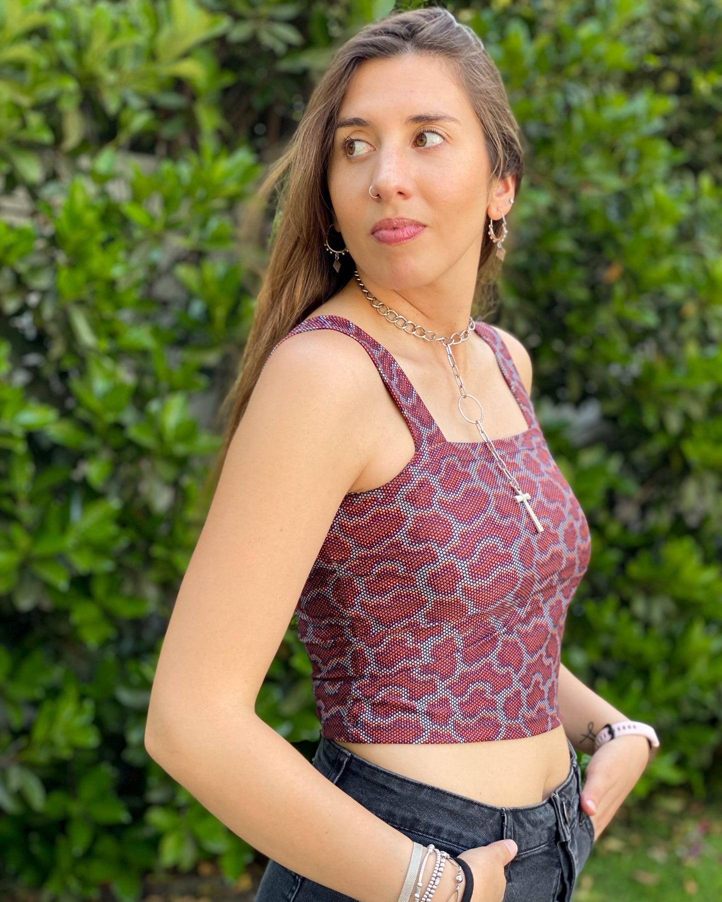 CROP TOP CUADRADO REPTIL.