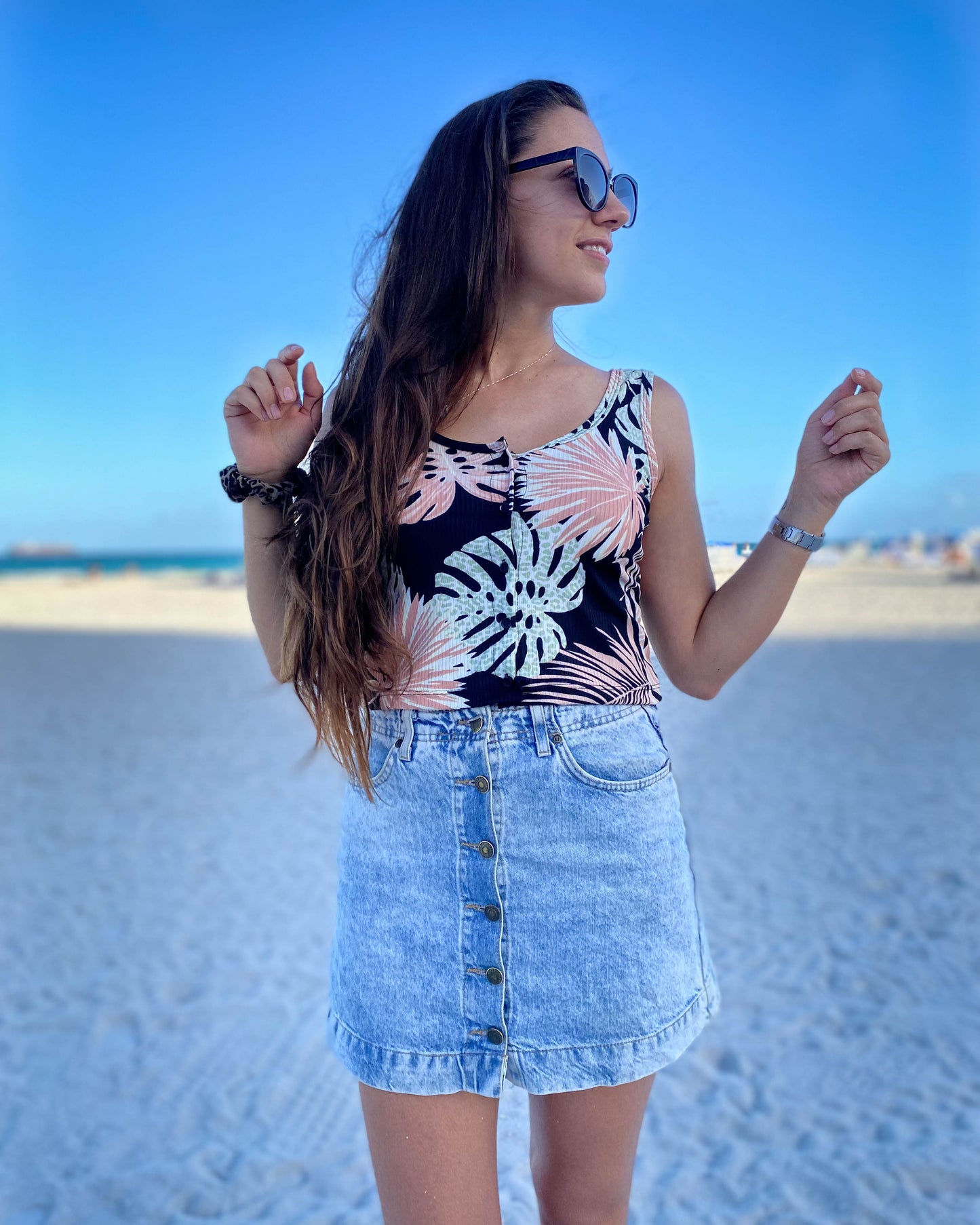 TOP INTENSE TROPICAL.