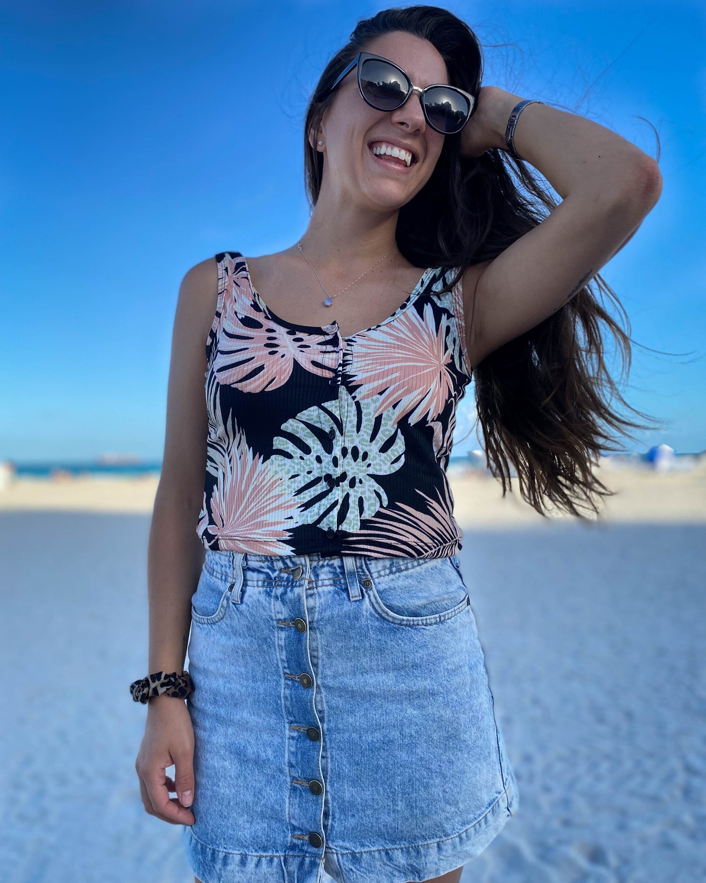 TOP INTENSE TROPICAL.