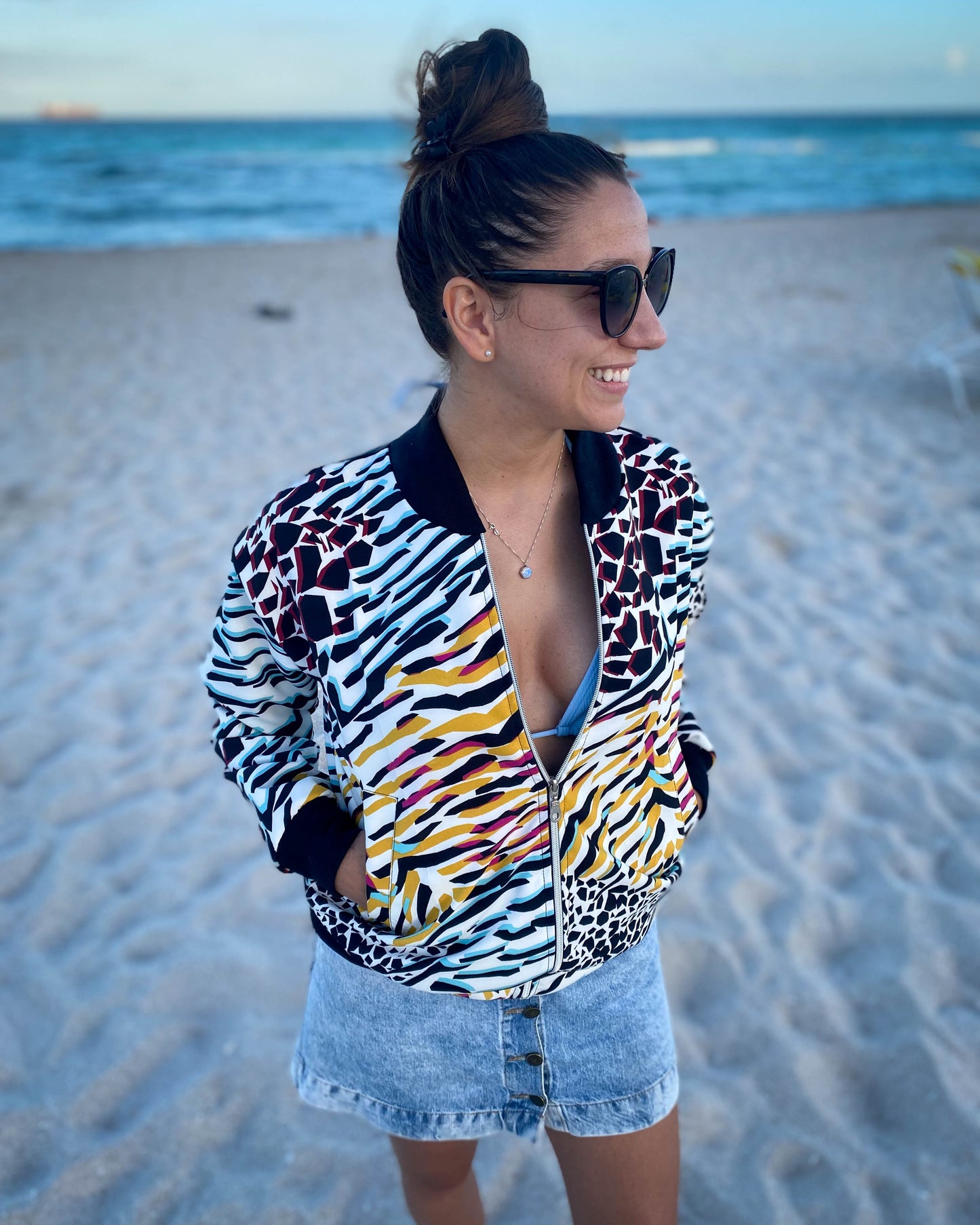 BOMBER JACKET PARTY.